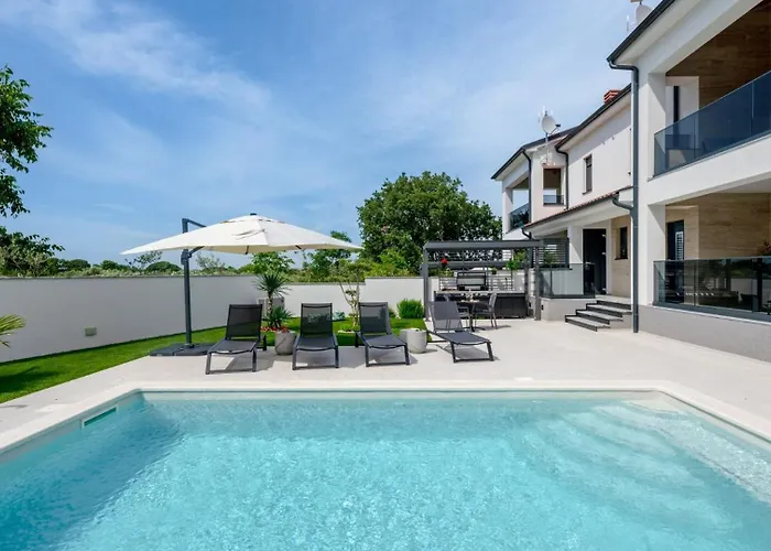 Villa Polaris By Guide Pula