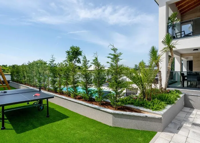 Polaris By Guide Вілла