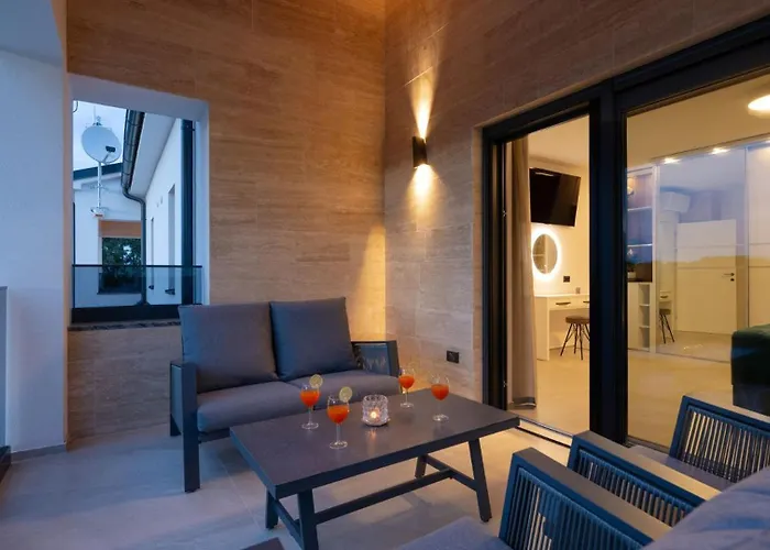 Polaris By Guide Villa *