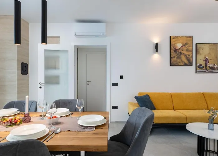 Вілла Polaris By Guide