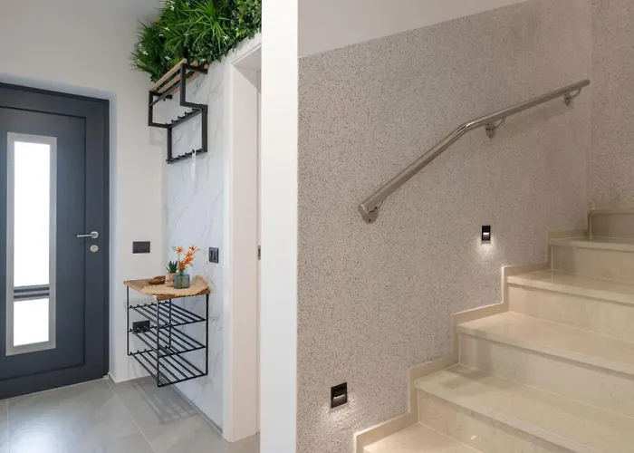 Polaris By Guide Пула